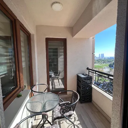 Modern Flatiron Apartment, Center * Skopje